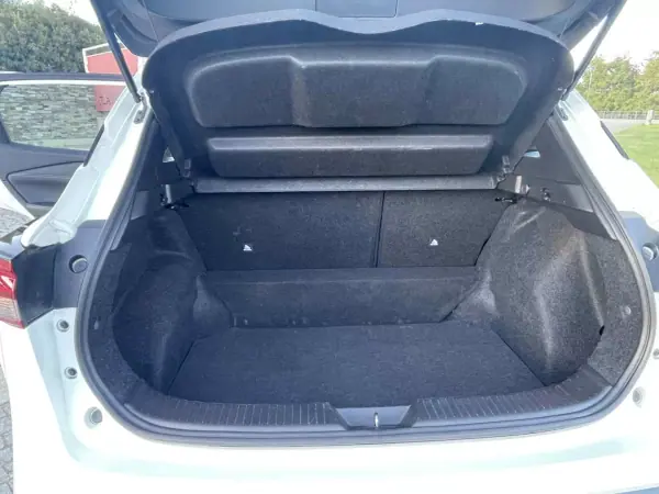 Nissan Qashqai 2022 - 24500 EUR, 87000 km - AUTO.MOTO.pt - 87000km - foto 6 de 14