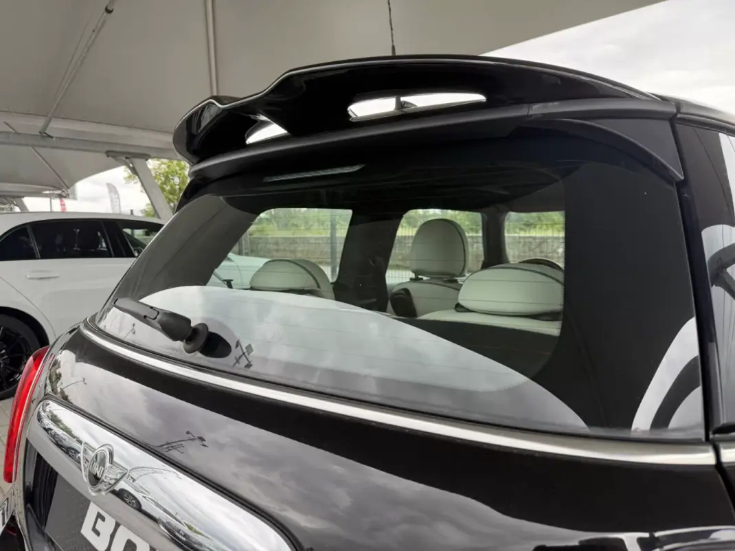 MINI 3 Portas 2016 - 17990 EUR, 130000 km - AUTO.MOTO.pt - 130000km - foto 9 de 30