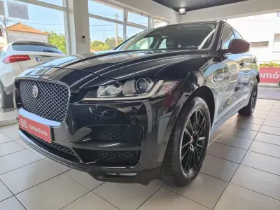 Jaguar F-Pace 2017 - 19750 EUR, 156000 km - AUTO.MOTO.pt - 156000km - foto 7 de 43