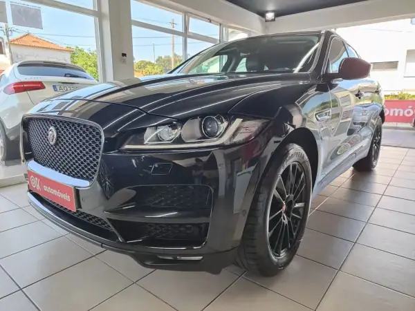 Jaguar F-Pace 2017 - 19750 EUR, 156000 km - AUTO.MOTO.pt - 156000km - foto 7 de 43