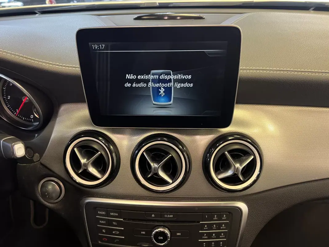 Mercedes-Benz A 180 2017 - 18990 EUR, 140000 km - 140000km - foto 20 de 40