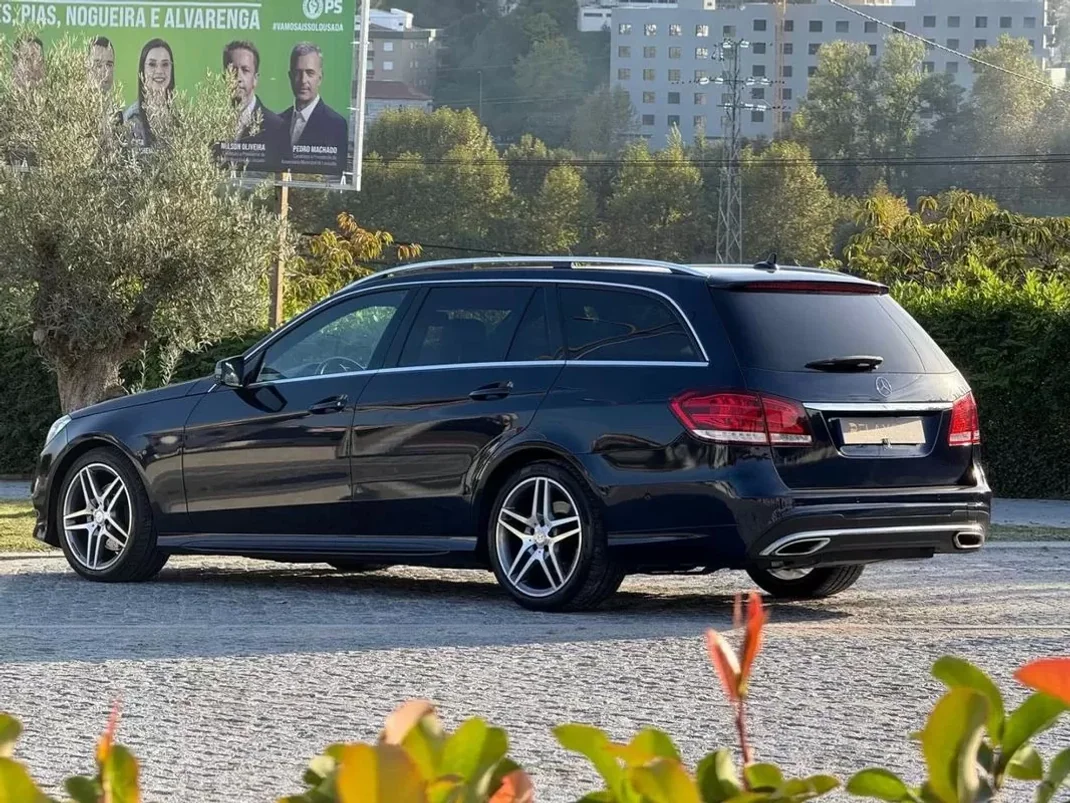 Mercedes-Benz E 250 2014 - 17999 EUR, 250000 km - AUTO.MOTO.pt - 250000km - foto 26 de 27