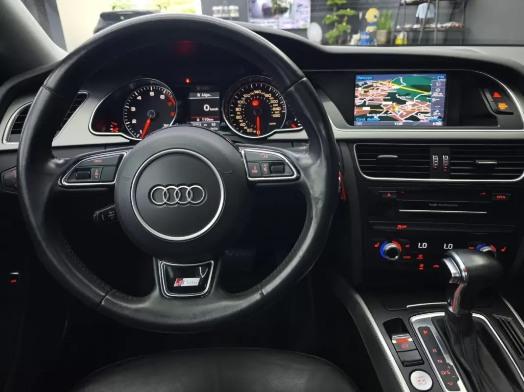 Audi A5 2013 - 22450 EUR, 157412 km - 157412km - foto 25 de 49