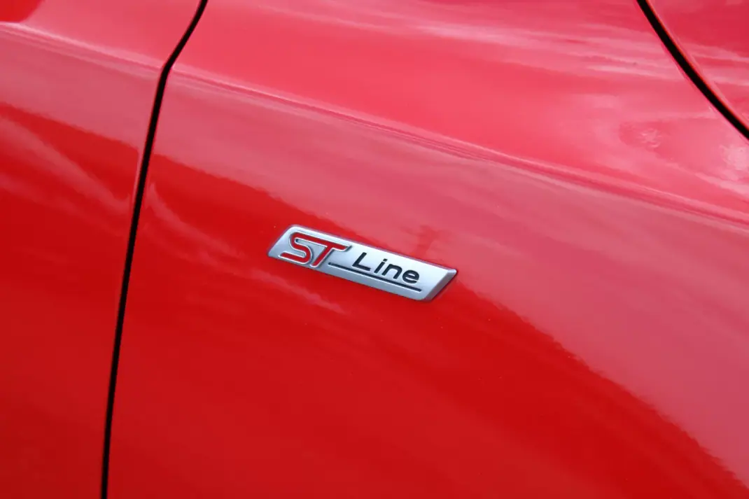 Ford Focus SW 2021 - 14990 EUR, 193000 km - AUTO.MOTO.pt - 193000km - foto 11 de 31