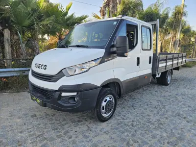 Iveco  2017 - 240000km