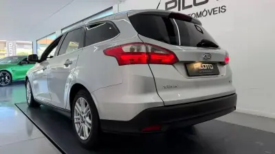 Ford Focus C-Max 2012 - 5900 EUR, 255027 km - 255027km - foto 6 de 25