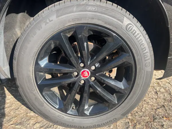 Jaguar F-Pace 2019 - 22900 EUR, 98500 km - 98500km - foto 13 de 13