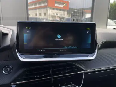 Peugeot e-208 2022 - 18650 EUR, 38776 km - AUTO.MOTO.pt - 38776km - foto 35 de 47