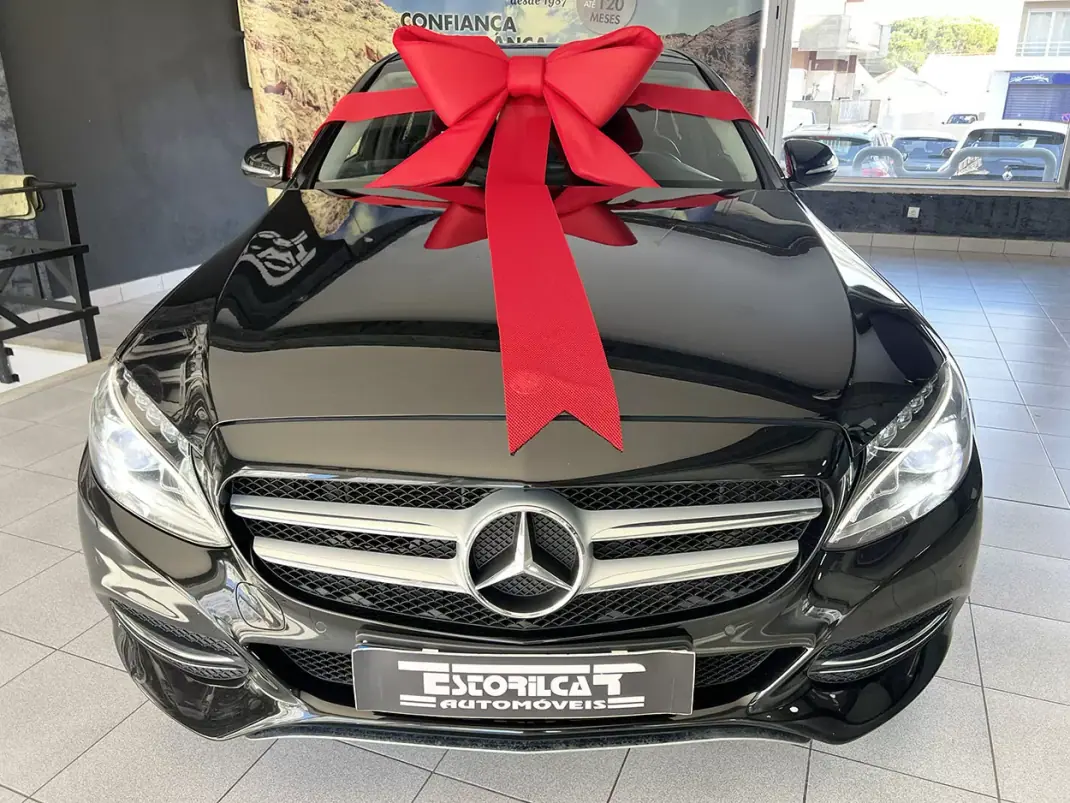 Mercedes-Benz C 200 2015 - 16600 EUR, 229781 km - AUTO.MOTO.pt - 229781km - foto 5 de 23