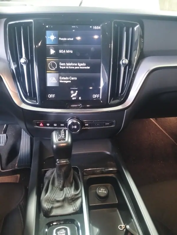 Volvo V60 2019 - 21000 EUR, 134000 km - 134000km - foto 9 de 10