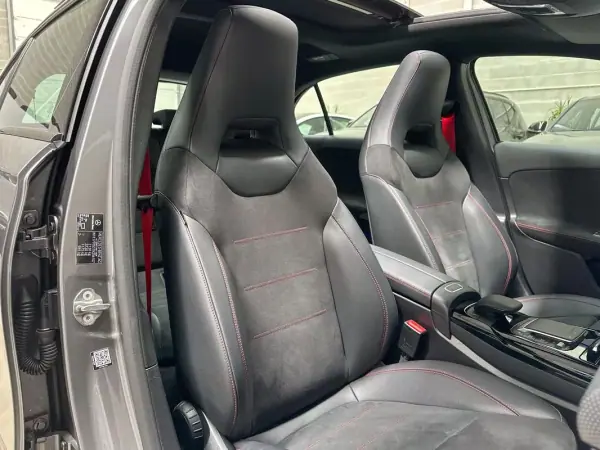Mercedes-Benz A 45 AMG 2021 - 39950 EUR, 88569 km - AUTO.MOTO.pt - 88569km - foto 11 de 60