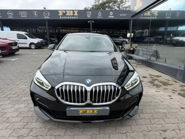 BMW 116 2022 - 24900 EUR, 68860 km - AUTO.MOTO.pt - 68860km - foto 5 de 12