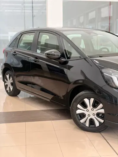 Honda Jazz 2025 - 28500 EUR, 10 km - foto 3 de 15