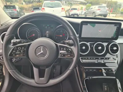 Mercedes-Benz C 300 2020 - 26590 EUR, 103371 km - AUTO.MOTO.pt - 103371km - foto 12 de 22