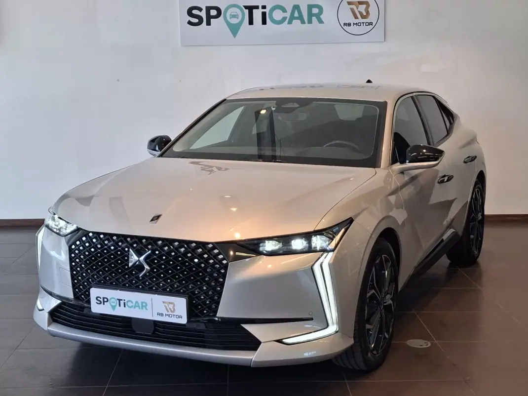 DS DS4 2025 - 27750 EUR, 29101 km - 29101km - foto 4 de 47