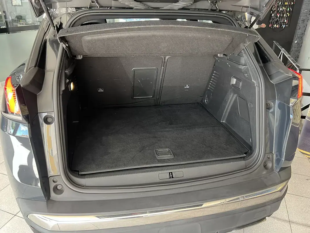 Peugeot 3008 2020 - 18900 EUR, 116429 km - AUTO.MOTO.pt - 116429km - foto 26 de 26