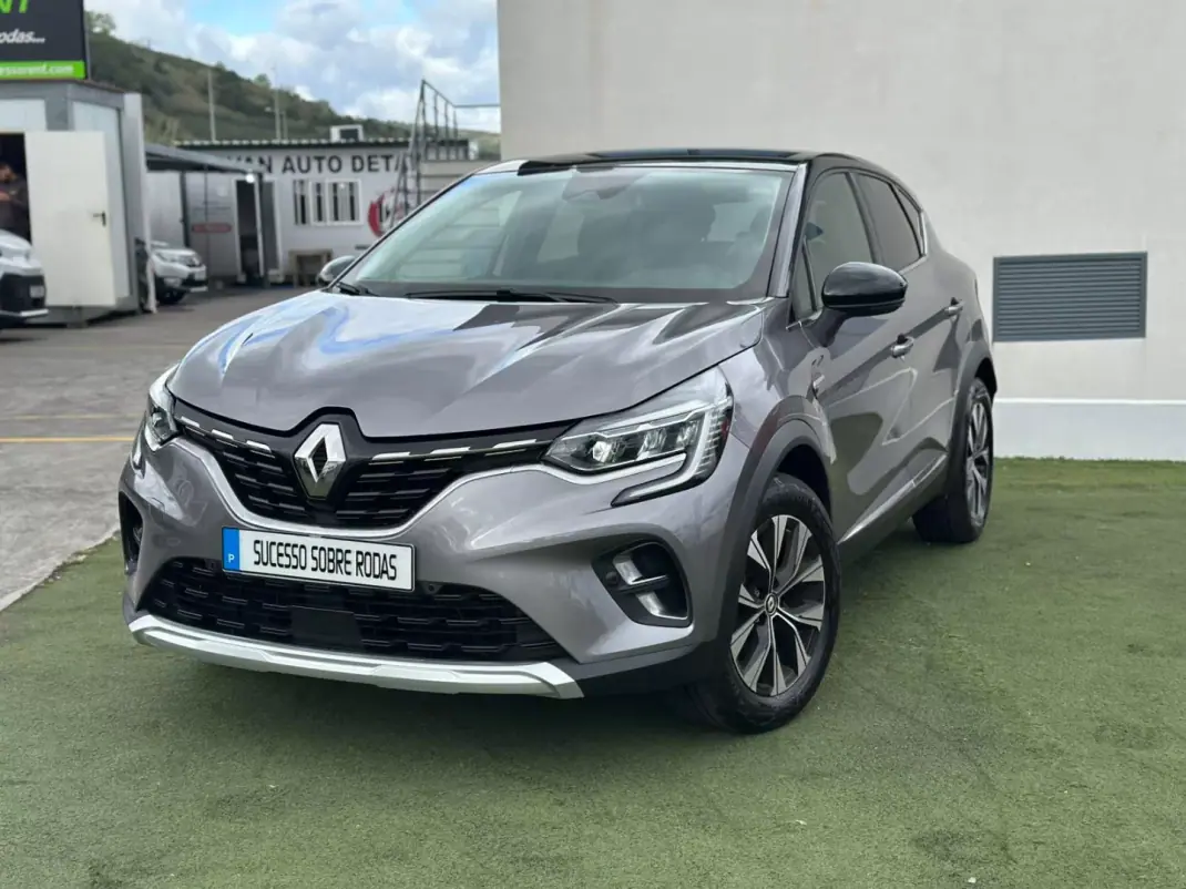 Renault Captur 2023 - 21990 EUR, 8000 km - AUTO.MOTO.pt - 8000km - foto 3 de 22