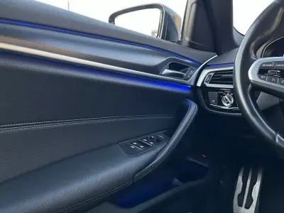 BMW 520 2022 - 33950 EUR, 124000 km - AUTO.MOTO.pt - 124000km - foto 16 de 45