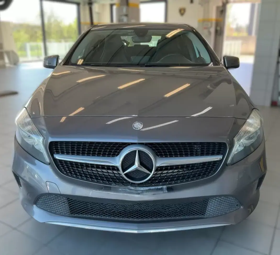 Mercedes-Benz A 180 2016 - 13995 EUR, 172900 km - AUTO.MOTO.pt - 172900km - foto 5 de 9