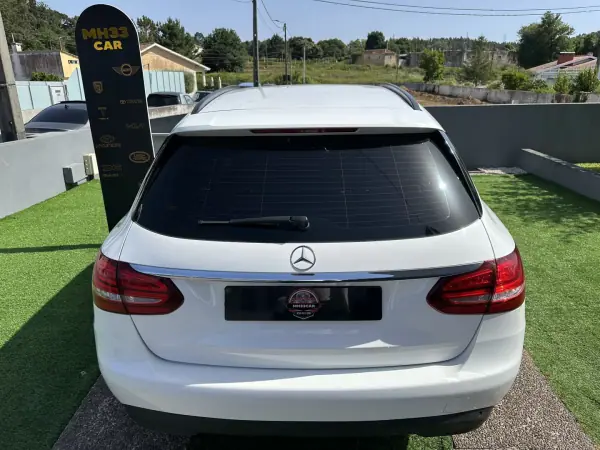 Mercedes-Benz C 180 2015 - 12900 EUR, 280000 km - AUTO.MOTO.pt - 280000km - foto 13 de 69
