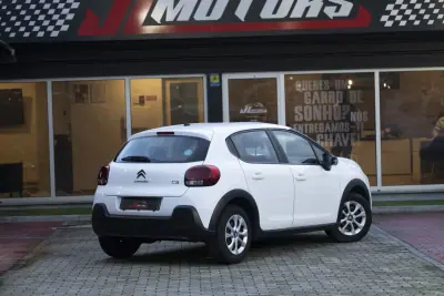 Citroën C3 2018 - 9500 EUR, 130900 km - AUTO.MOTO.pt - 130900km - foto 18 de 23