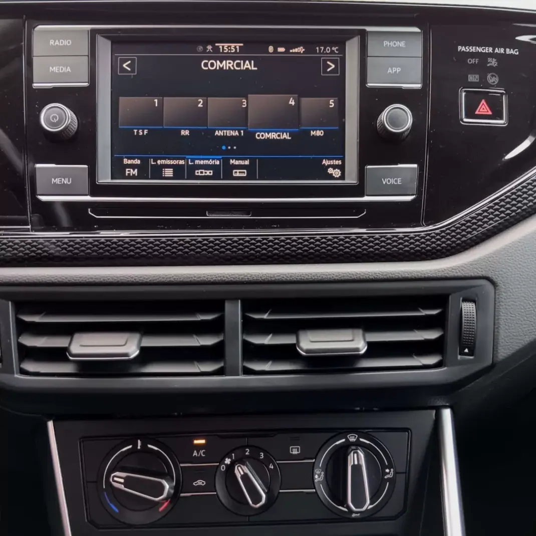 Volkswagen Taigo 2022 - 17500 EUR, 82352 km - AUTO.MOTO.pt - 82352km - foto 15 de 17