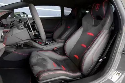 Lamborghini Huracán 2020 - 370000 EUR, 14152 km - AUTO.MOTO.pt - 14152km - foto 10 de 19