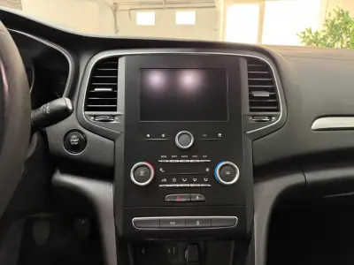 Renault Mégane 2017 - 11990 EUR, 102000 km - 102000km - foto 11 de 32