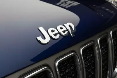 Jeep Renegade 2020 - 15999 EUR, 98800 km - AUTO.MOTO.pt - 98800km - foto 7 de 27