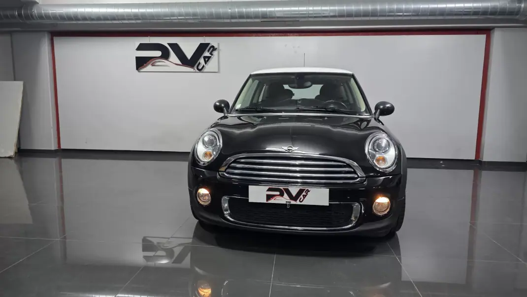 MINI 3 Portas 2012 - 11990 EUR, 172000 km - AUTO.MOTO.pt - 172000km - foto 35 de 42