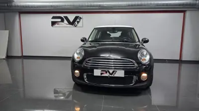 MINI 3 Portas 2012 - 11990 EUR, 172000 km - AUTO.MOTO.pt - 172000km - foto 35 de 42