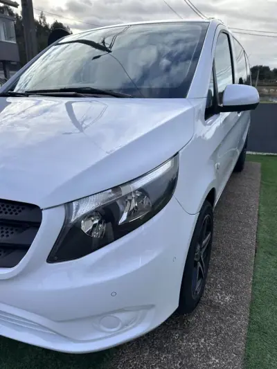 Mercedes-Benz Vito Tourer 2020 - 29900 EUR, 225000 km - AUTO.MOTO.pt - 225000km - foto 5 de 33