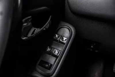 Dacia Duster 2014 - 10490 EUR, 134765 km - AUTO.MOTO.pt - 134765km - foto 16 de 36