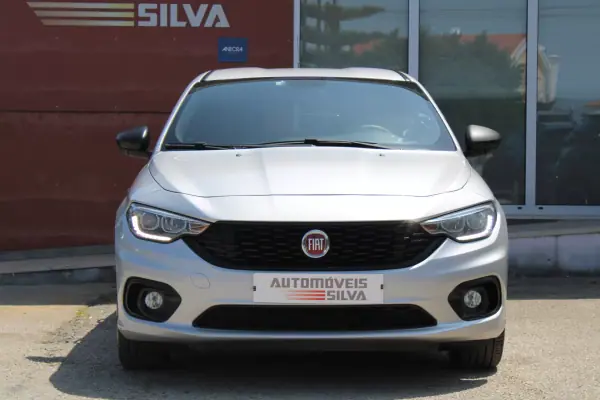Fiat Tipo Station Wagon 2021 - 9990 EUR, 192500 km - AUTO.MOTO.pt - 192500km - foto 6 de 25