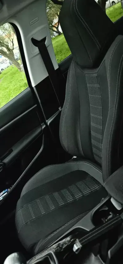 Peugeot 308 SW 2005 - 14900 EUR, 212300 km - AUTO.MOTO.pt - 212300km - foto 10 de 13