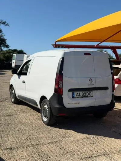 Renault EXPRESS 1.5 DCI BLUE 95 CONFORT 2021 - 14990 EUR, 188496 km - AUTO.MOTO.pt - 188496km - foto 6 de 8