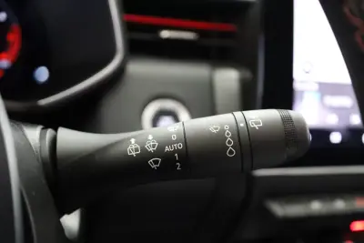 Renault Clio 2023 - 15950 EUR, 52147 km - AUTO.MOTO.pt - 52147km - foto 43 de 45