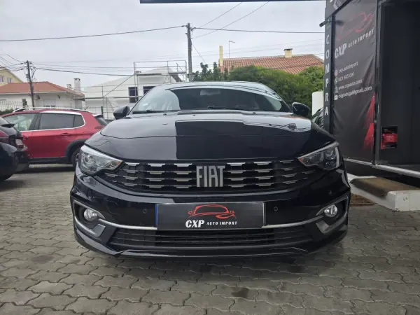 Fiat Tipo 2021 - 13900 EUR, 98000 km - AUTO.MOTO.pt - 98000km - foto 9 de 15