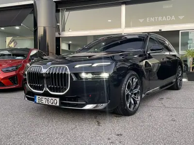 BMW 740 2023 - 105000 EUR, 129852 km - AUTO.MOTO.pt - 129852km - foto 3 de 13