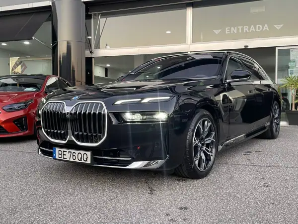 BMW 740 2023 - 105000 EUR, 129852 km - AUTO.MOTO.pt - 129852km - foto 3 de 13