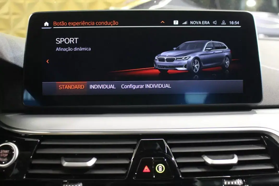 BMW 520 2023 - 29900 EUR, 165000 km - AUTO.MOTO.pt - 165000km - foto 25 de 33
