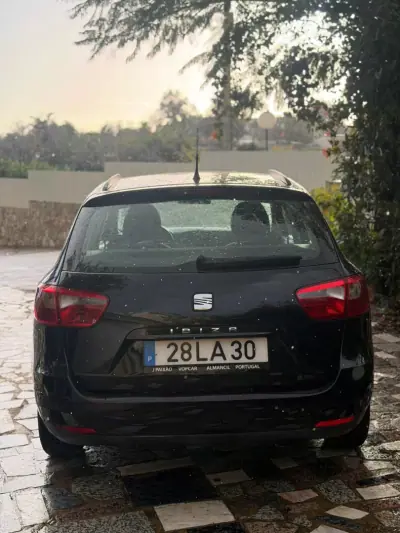 SEAT Ibiza ST 2010 - 7500 EUR, 203837 km - AUTO.MOTO.pt - 203837km - foto 5 de 8