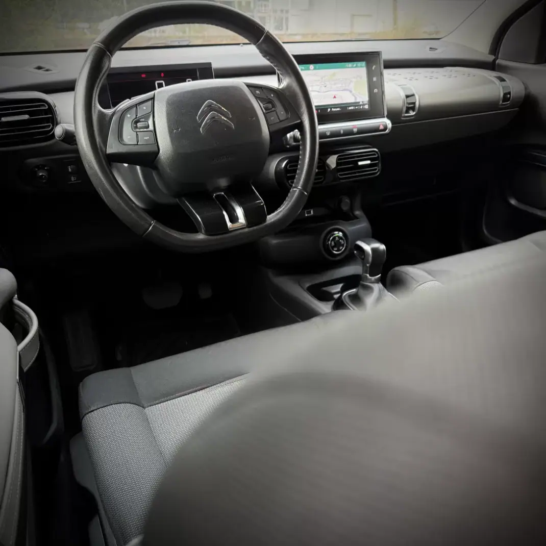 Citroën C4 Cactus 2018 - 11900 EUR, 114000 km - 114000km - foto 9 de 22