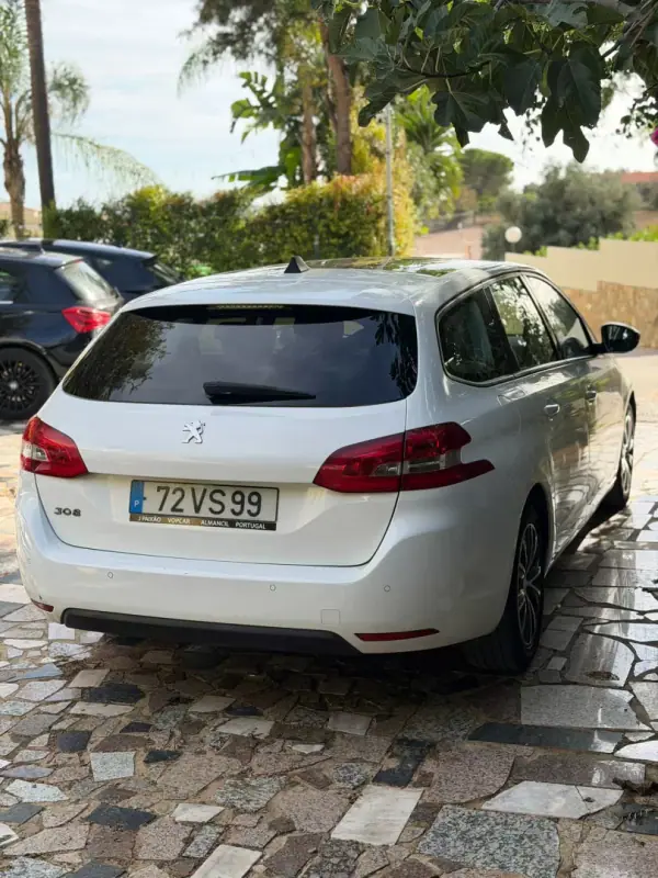 Peugeot 308 SW 2015 - 13900 EUR, 171684 km - AUTO.MOTO.pt - 171684km - foto 8 de 8