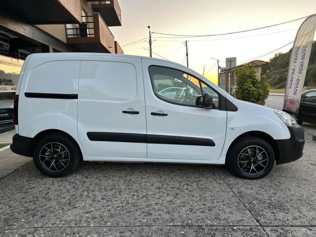 Citroën 1.6 HDI IVA Dedutível 2016 - 11500 EUR, 175000 km - AUTO.MOTO.pt - 175000km - foto 15 de 39