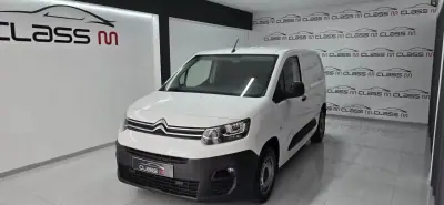 Citroën Berlingo 2021 - 17500 EUR, 49659 km - AUTO.MOTO.pt - 49659km - foto 2 de 27