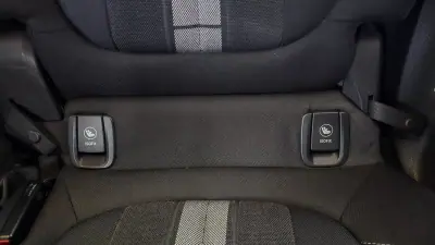 BMW 216 Active Tourer 2016 - 14890 EUR, 92637 km - AUTO.MOTO.pt - 92637km - foto 48 de 55
