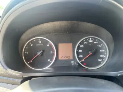 Fiat Fullback 2016 - 16947 EUR, 212000 km - AUTO.MOTO.pt - 212000km - foto 17 de 20