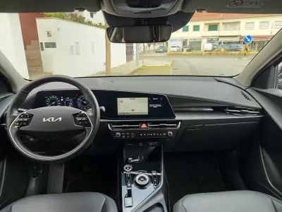 Kia e-Niro 2023 - 27490 EUR, 74100 km - AUTO.MOTO.pt - 74100km - foto 14 de 19