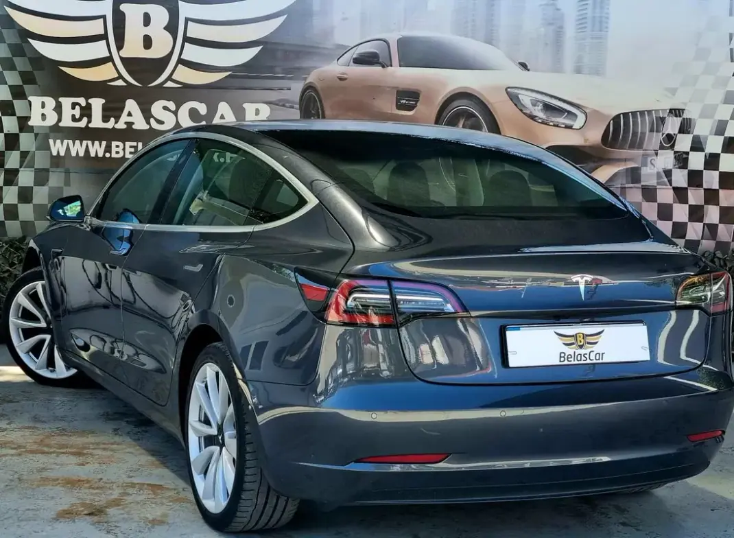 Tesla Model 3 2020 - 24900 EUR, 64000 km - 64000km - foto 16 de 16
